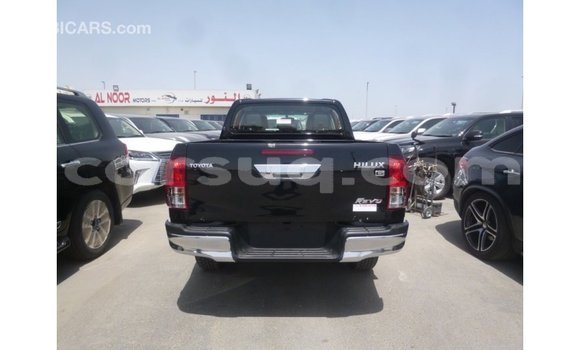Buy Import Toyota Hilux Black Car in Import - Dubai in Barh el Gazel Buy Import Toyota Hilux Black Car in Import - Dubai in Barh el Gazel