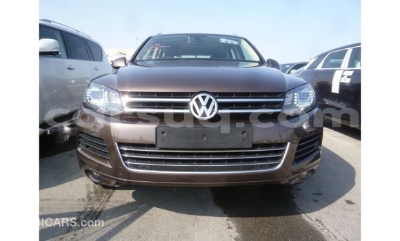 Acheter Import Voiture Volkswagen Touareg Marron à Import - Dubai, Barh el Gazel Acheter Import Voiture Volkswagen Touareg Marron à Import - Dubai, Barh el Gazel