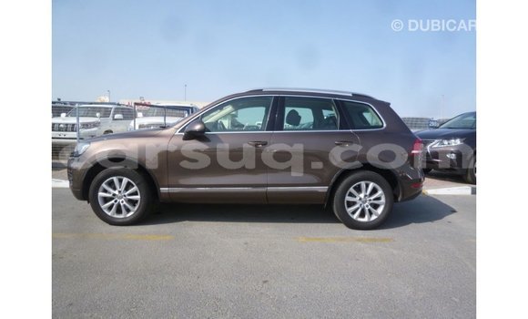 Acheter Import Voiture Volkswagen Touareg Marron à Import - Dubai, Barh el Gazel Acheter Import Voiture Volkswagen Touareg Marron à Import - Dubai, Barh el Gazel