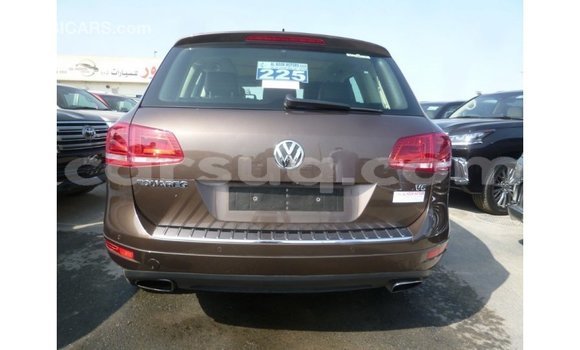 Acheter Import Voiture Volkswagen Touareg Marron à Import - Dubai, Barh el Gazel Acheter Import Voiture Volkswagen Touareg Marron à Import - Dubai, Barh el Gazel