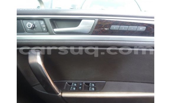 Acheter Import Voiture Volkswagen Touareg Marron à Import - Dubai, Barh el Gazel Acheter Import Voiture Volkswagen Touareg Marron à Import - Dubai, Barh el Gazel
