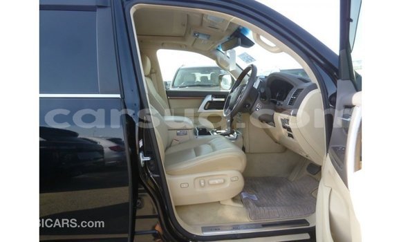 Acheter Import Voiture Toyota Land Cruiser Noir à Import - Dubai, Barh el Gazel Acheter Import Voiture Toyota Land Cruiser Noir à Import - Dubai, Barh el Gazel