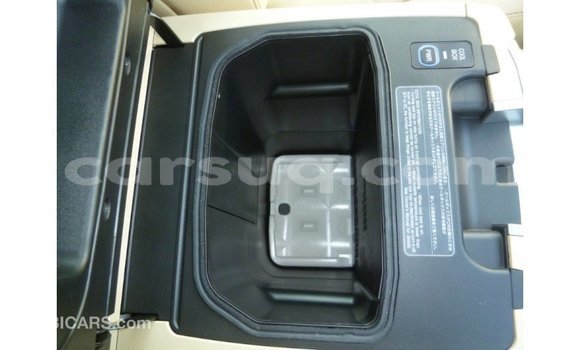 Acheter Import Voiture Toyota Land Cruiser Noir à Import - Dubai, Barh el Gazel Acheter Import Voiture Toyota Land Cruiser Noir à Import - Dubai, Barh el Gazel