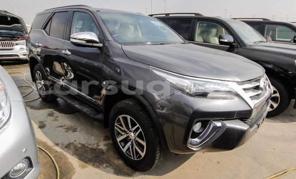 Acheter Import Voiture Toyota Fortuner Autre à Import - Dubai, Barh el Gazel Acheter Import Voiture Toyota Fortuner Autre à Import - Dubai, Barh el Gazel