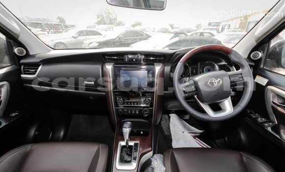 Acheter Import Voiture Toyota Fortuner Autre à Import - Dubai, Barh el Gazel Acheter Import Voiture Toyota Fortuner Autre à Import - Dubai, Barh el Gazel
