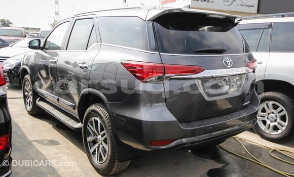 Acheter Import Voiture Toyota Fortuner Autre à Import - Dubai, Barh el Gazel Acheter Import Voiture Toyota Fortuner Autre à Import - Dubai, Barh el Gazel
