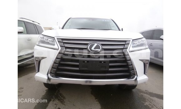 Acheter Import Voiture Lexus LX Blanc à Import - Dubai, Barh el Gazel Acheter Import Voiture Lexus LX Blanc à Import - Dubai, Barh el Gazel