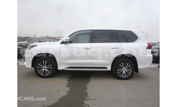 Acheter Import Voiture Lexus LX Blanc à Import - Dubai, Barh el Gazel Acheter Import Voiture Lexus LX Blanc à Import - Dubai, Barh el Gazel