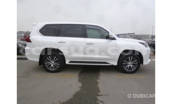 Acheter Import Voiture Lexus LX Blanc à Import - Dubai, Barh el Gazel Acheter Import Voiture Lexus LX Blanc à Import - Dubai, Barh el Gazel