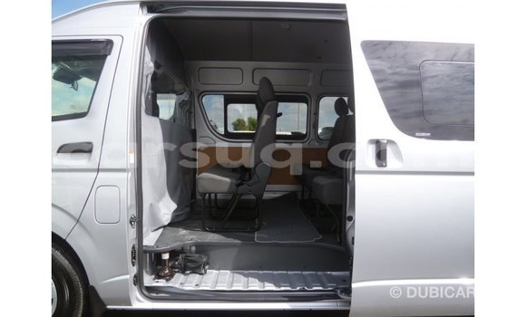 Acheter Import Voiture Toyota Hiace Autre à Import - Dubai, Barh el Gazel Acheter Import Voiture Toyota Hiace Autre à Import - Dubai, Barh el Gazel