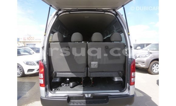 Acheter Import Voiture Toyota Hiace Autre à Import - Dubai, Barh el Gazel Acheter Import Voiture Toyota Hiace Autre à Import - Dubai, Barh el Gazel