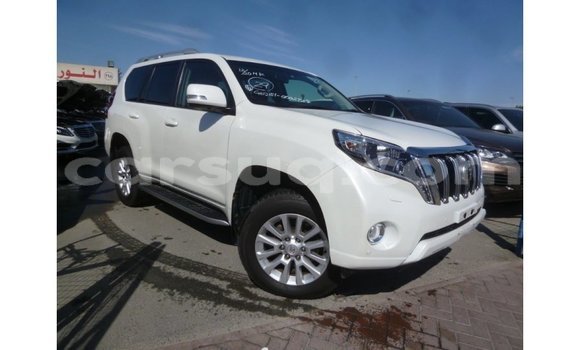 Acheter Import Voiture Toyota Prado Blanc à Import - Dubai, Barh el Gazel Acheter Import Voiture Toyota Prado Blanc à Import - Dubai, Barh el Gazel