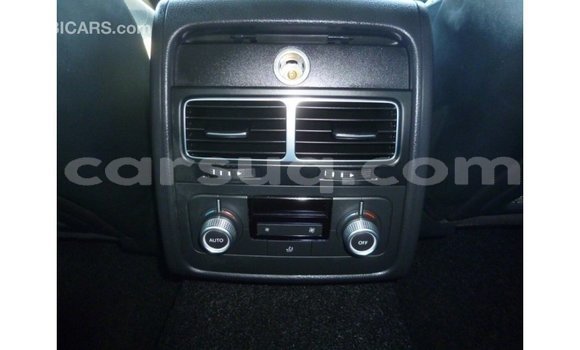 Acheter Import Voiture Volkswagen Touareg Blanc à Import - Dubai, Barh el Gazel Acheter Import Voiture Volkswagen Touareg Blanc à Import - Dubai, Barh el Gazel