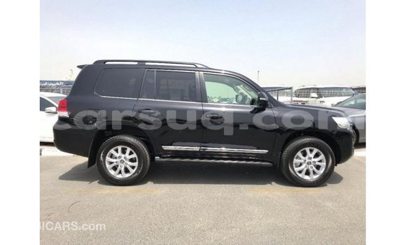 Acheter Import Voiture Toyota Land Cruiser Noir à Import - Dubai, Barh el Gazel Acheter Import Voiture Toyota Land Cruiser Noir à Import - Dubai, Barh el Gazel