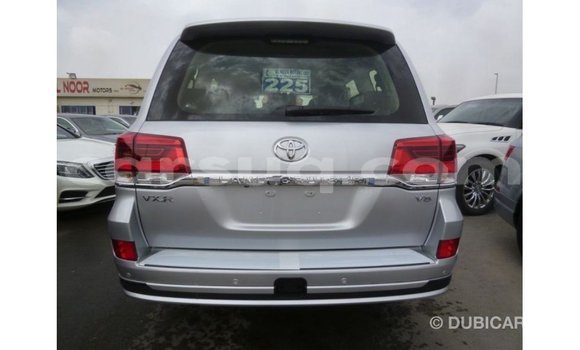 Acheter Import Voiture Toyota Land Cruiser Autre à Import - Dubai, Barh el Gazel Acheter Import Voiture Toyota Land Cruiser Autre à Import - Dubai, Barh el Gazel