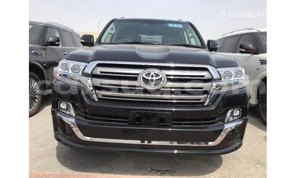 Acheter Import Voiture Toyota Land Cruiser Noir à Import - Dubai, Barh el Gazel Acheter Import Voiture Toyota Land Cruiser Noir à Import - Dubai, Barh el Gazel