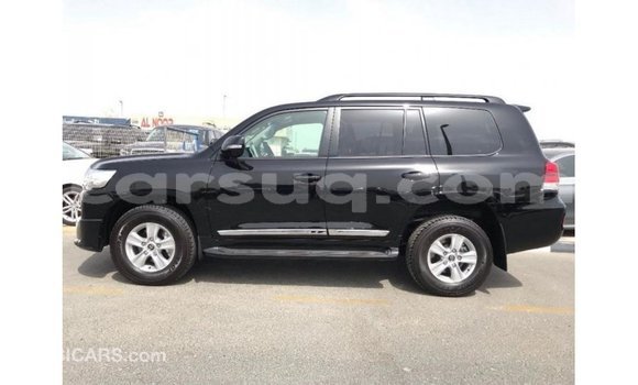 Acheter Import Voiture Toyota Land Cruiser Noir à Import - Dubai, Barh el Gazel Acheter Import Voiture Toyota Land Cruiser Noir à Import - Dubai, Barh el Gazel