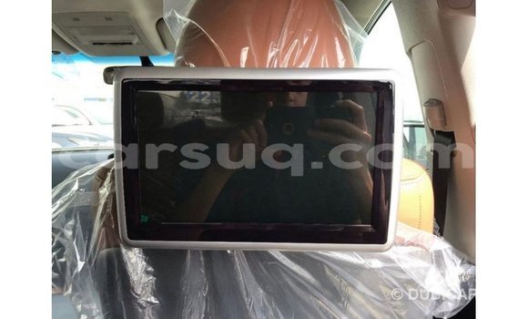 Acheter Import Voiture Toyota Land Cruiser Noir à Import - Dubai, Barh el Gazel Acheter Import Voiture Toyota Land Cruiser Noir à Import - Dubai, Barh el Gazel