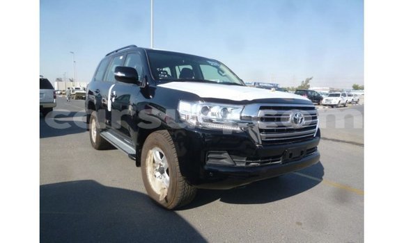 Acheter Import Voiture Toyota Land Cruiser Noir à Import - Dubai, Barh el Gazel Acheter Import Voiture Toyota Land Cruiser Noir à Import - Dubai, Barh el Gazel