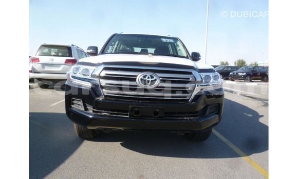 Acheter Import Voiture Toyota Land Cruiser Noir à Import - Dubai, Barh el Gazel Acheter Import Voiture Toyota Land Cruiser Noir à Import - Dubai, Barh el Gazel