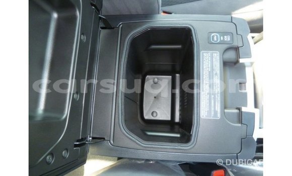 Acheter Import Voiture Toyota Land Cruiser Noir à Import - Dubai, Barh el Gazel Acheter Import Voiture Toyota Land Cruiser Noir à Import - Dubai, Barh el Gazel