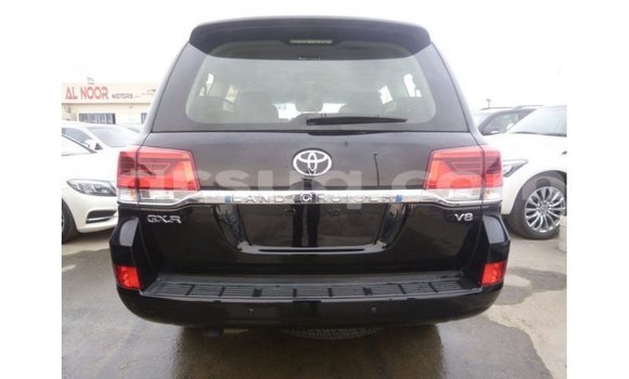 Acheter Import Voiture Toyota Land Cruiser Noir à Import - Dubai, Barh el Gazel Acheter Import Voiture Toyota Land Cruiser Noir à Import - Dubai, Barh el Gazel