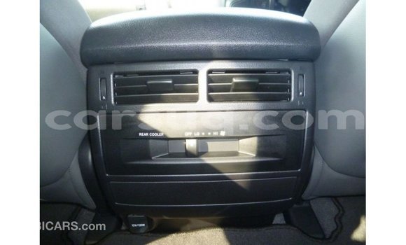 Acheter Import Voiture Toyota Land Cruiser Noir à Import - Dubai, Barh el Gazel Acheter Import Voiture Toyota Land Cruiser Noir à Import - Dubai, Barh el Gazel