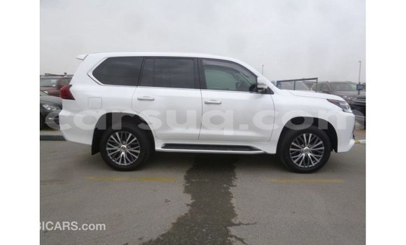 Acheter Import Voiture Lexus LX Blanc à Import - Dubai, Barh el Gazel Acheter Import Voiture Lexus LX Blanc à Import - Dubai, Barh el Gazel
