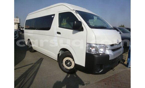 Acheter Import Voiture Toyota Hiace Blanc à Import - Dubai, Barh el Gazel Acheter Import Voiture Toyota Hiace Blanc à Import - Dubai, Barh el Gazel