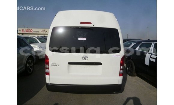 Acheter Import Voiture Toyota Hiace Blanc à Import - Dubai, Barh el Gazel Acheter Import Voiture Toyota Hiace Blanc à Import - Dubai, Barh el Gazel