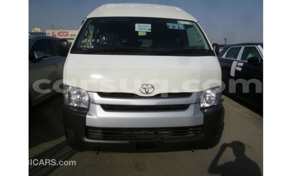 Acheter Import Voiture Toyota Hiace Blanc à Import - Dubai, Barh el Gazel Acheter Import Voiture Toyota Hiace Blanc à Import - Dubai, Barh el Gazel