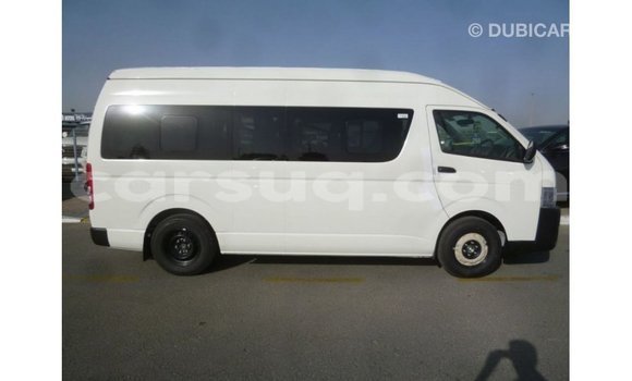 Acheter Import Voiture Toyota Hiace Blanc à Import - Dubai, Barh el Gazel Acheter Import Voiture Toyota Hiace Blanc à Import - Dubai, Barh el Gazel