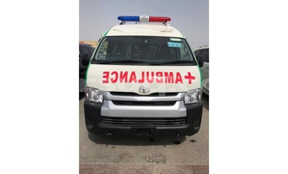 Buy Import Toyota Hiace White Car in Import - Dubai in Barh el Gazel Buy Import Toyota Hiace White Car in Import - Dubai in Barh el Gazel