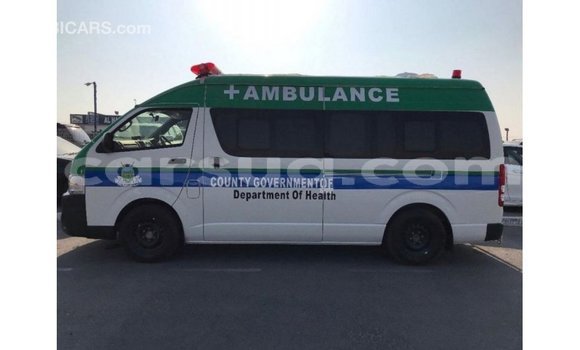 Acheter Import Voiture Toyota Hiace Blanc à Import - Dubai, Barh el Gazel Acheter Import Voiture Toyota Hiace Blanc à Import - Dubai, Barh el Gazel