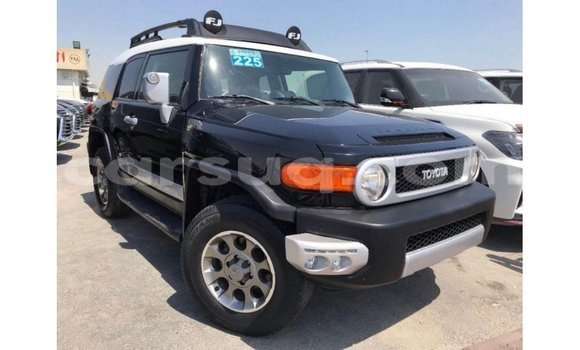 Buy Import Toyota FJ Cruiser Black Car in Import - Dubai in Barh el Gazel Buy Import Toyota FJ Cruiser Black Car in Import - Dubai in Barh el Gazel