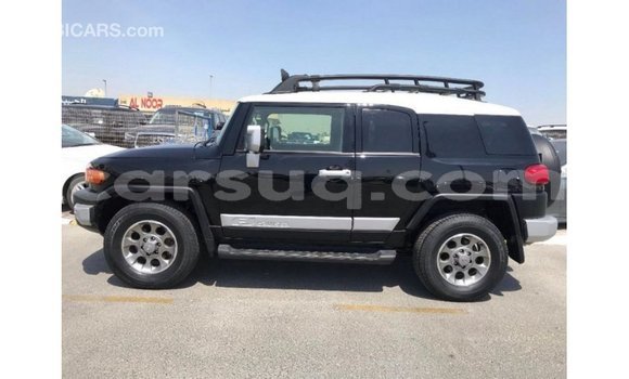 Buy Import Toyota FJ Cruiser Black Car in Import - Dubai in Barh el Gazel Buy Import Toyota FJ Cruiser Black Car in Import - Dubai in Barh el Gazel