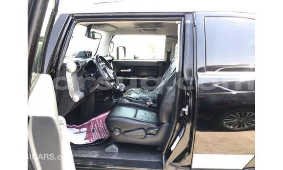 Buy Import Toyota FJ Cruiser Black Car in Import - Dubai in Barh el Gazel Buy Import Toyota FJ Cruiser Black Car in Import - Dubai in Barh el Gazel