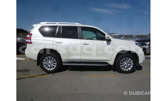 Acheter Import Voiture Toyota Prado Blanc à Import - Dubai, Barh el Gazel Acheter Import Voiture Toyota Prado Blanc à Import - Dubai, Barh el Gazel