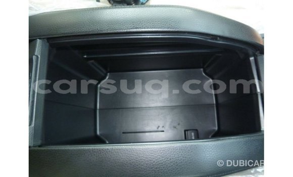 Acheter Import Voiture Toyota Kluger Blanc à Import - Dubai, Barh el Gazel Acheter Import Voiture Toyota Kluger Blanc à Import - Dubai, Barh el Gazel