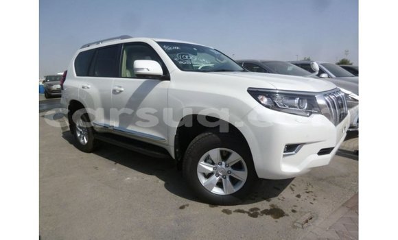 Acheter Import Voiture Toyota Prado Blanc à Import - Dubai, Barh el Gazel Acheter Import Voiture Toyota Prado Blanc à Import - Dubai, Barh el Gazel
