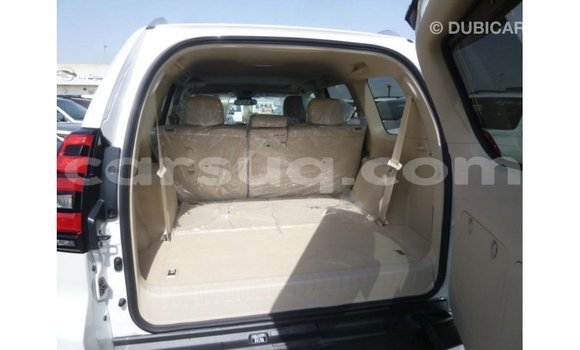 Acheter Import Voiture Toyota Prado Blanc à Import - Dubai, Barh el Gazel Acheter Import Voiture Toyota Prado Blanc à Import - Dubai, Barh el Gazel