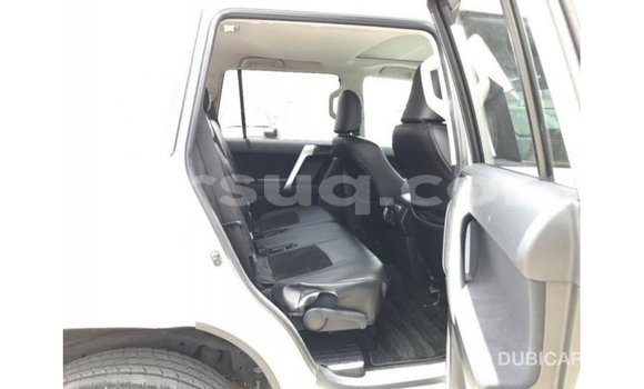 Acheter Import Voiture Toyota Prado Blanc à Import - Dubai, Barh el Gazel Acheter Import Voiture Toyota Prado Blanc à Import - Dubai, Barh el Gazel