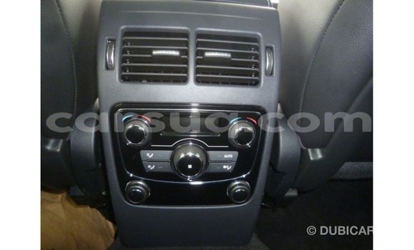 Acheter Import Voiture Jaguar F-Type Noir à Import - Dubai, Barh el Gazel Acheter Import Voiture Jaguar F-Type Noir à Import - Dubai, Barh el Gazel