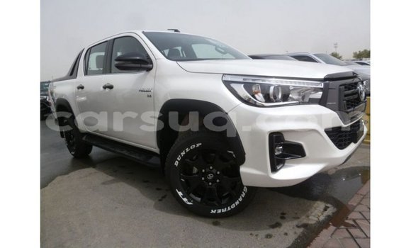Acheter Import Voiture Toyota Hilux Blanc à Import - Dubai, Barh el Gazel Acheter Import Voiture Toyota Hilux Blanc à Import - Dubai, Barh el Gazel