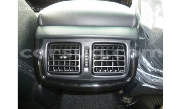 Acheter Import Voiture Toyota Hilux Blanc à Import - Dubai, Barh el Gazel Acheter Import Voiture Toyota Hilux Blanc à Import - Dubai, Barh el Gazel