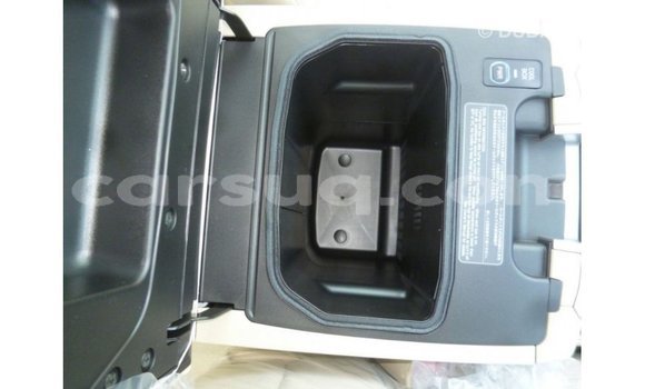 Acheter Import Voiture Toyota Land Cruiser Blanc à Import - Dubai, Barh el Gazel Acheter Import Voiture Toyota Land Cruiser Blanc à Import - Dubai, Barh el Gazel