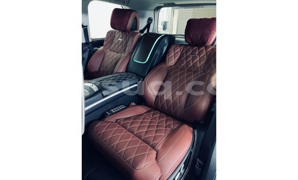 Buy Import Toyota Land Cruiser Black Car in Import - Dubai in Barh el Gazel Buy Import Toyota Land Cruiser Black Car in Import - Dubai in Barh el Gazel