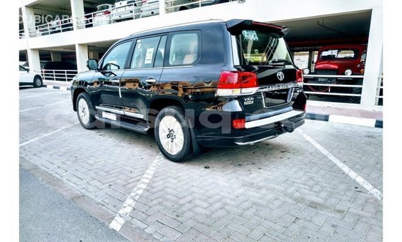 Buy Import Toyota Land Cruiser Black Car in Import - Dubai in Barh el Gazel Buy Import Toyota Land Cruiser Black Car in Import - Dubai in Barh el Gazel