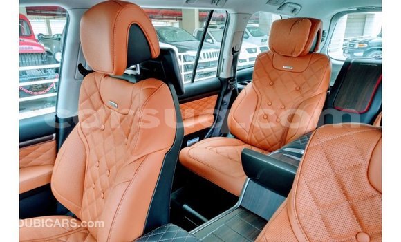 Buy Import Toyota Land Cruiser Black Car in Import - Dubai in Barh el Gazel Buy Import Toyota Land Cruiser Black Car in Import - Dubai in Barh el Gazel