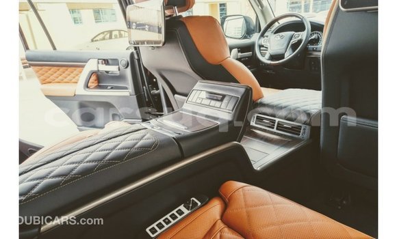Buy Import Toyota Land Cruiser Black Car in Import - Dubai in Barh el Gazel Buy Import Toyota Land Cruiser Black Car in Import - Dubai in Barh el Gazel